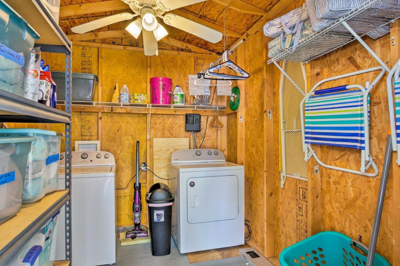 Walk To Beach Miramar Tropical Cabana With Deck! Destin Luaran gambar